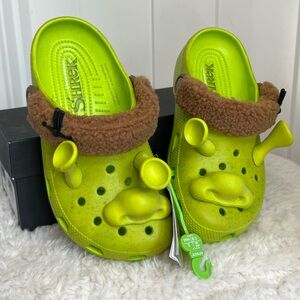 Women Green Shrek Croc shoes